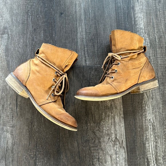 Hibou Frocata brown lace up boots size 36 - Picture 1 of 11